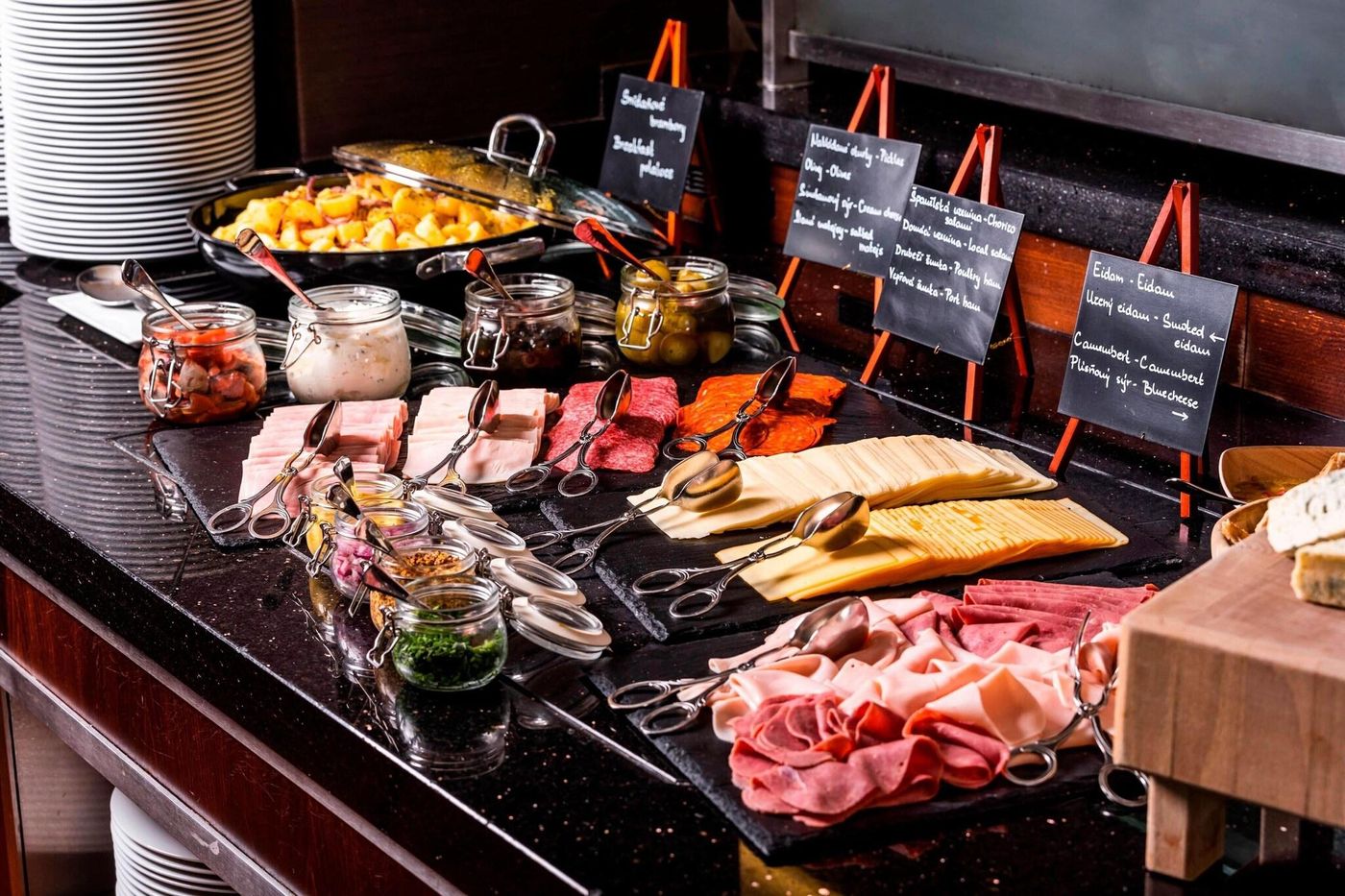 Courtyard-Prague-City-Restaurant-32