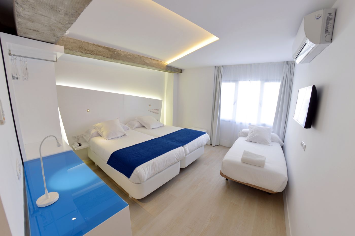 Atarazanas-Malaga-Boutique-Hotel-Room-11
