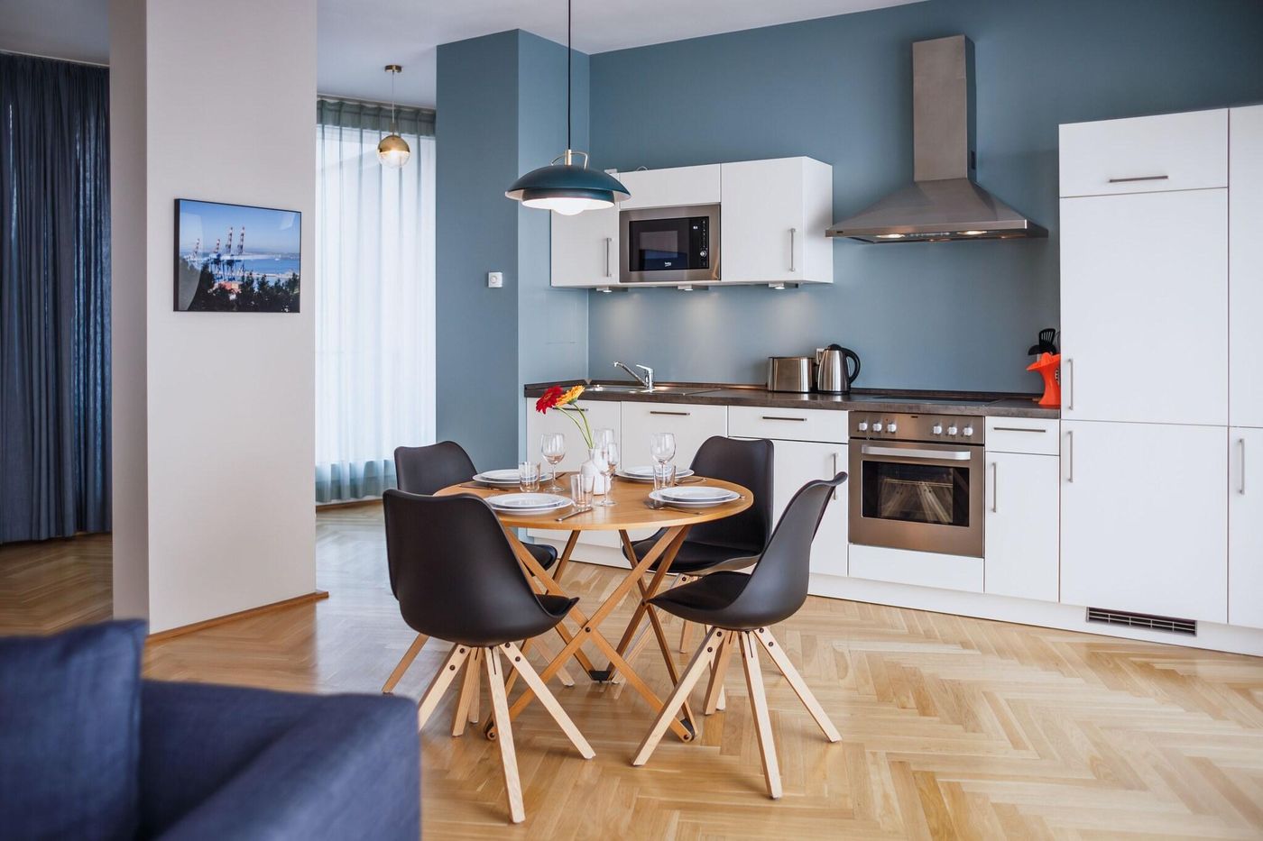 The-Circus-Apartments-Room-7