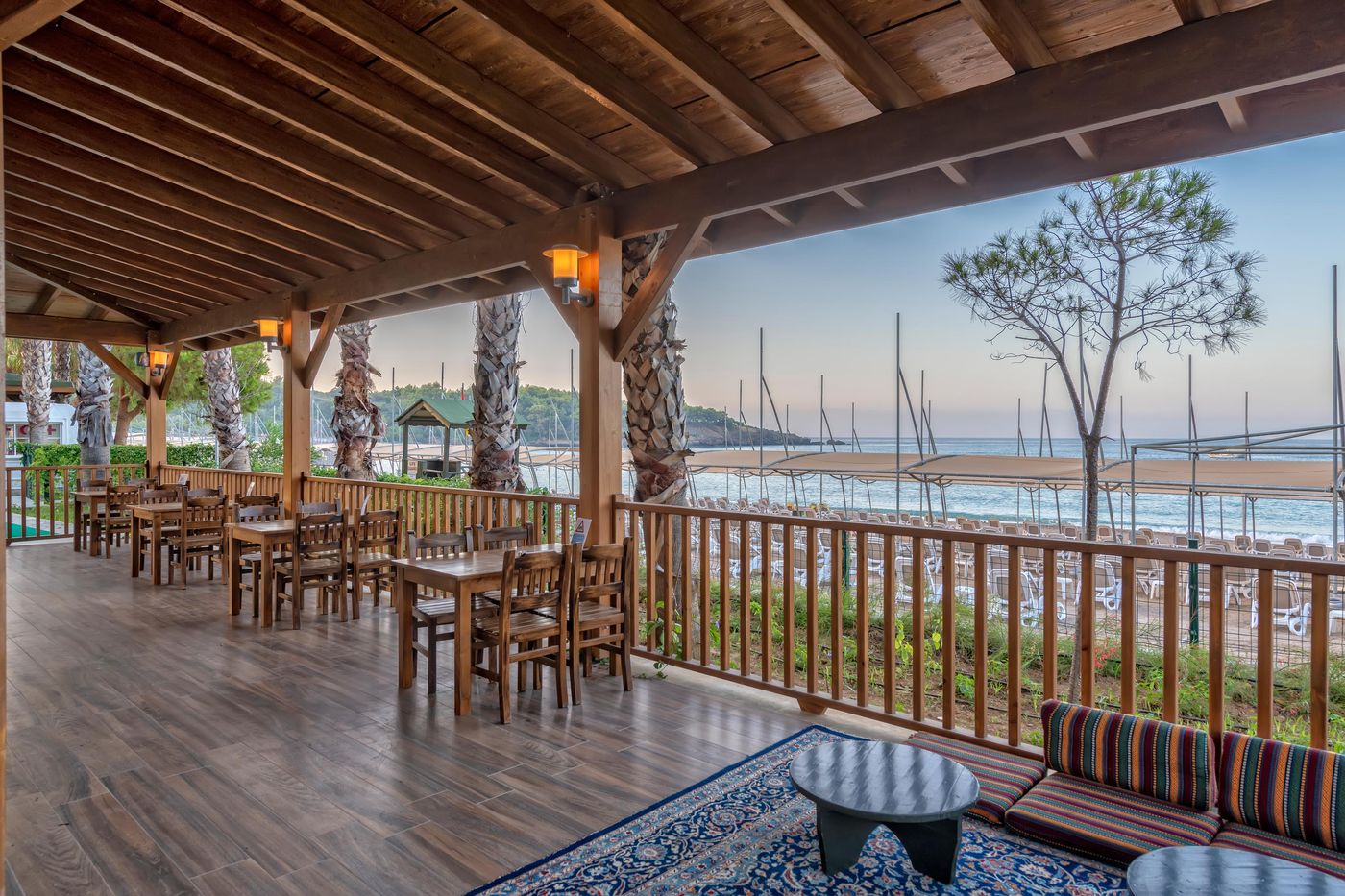 Leodikya-Kirman-Premium-Bar-23