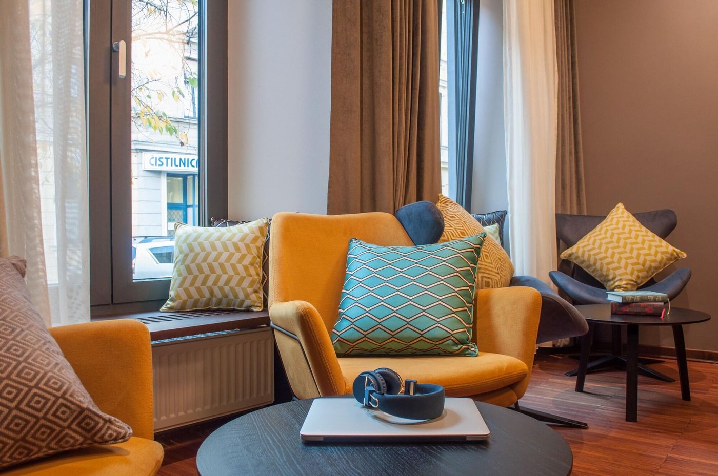 Pri Mraku-Slovenia-LJUBLJANA -Lobby-8