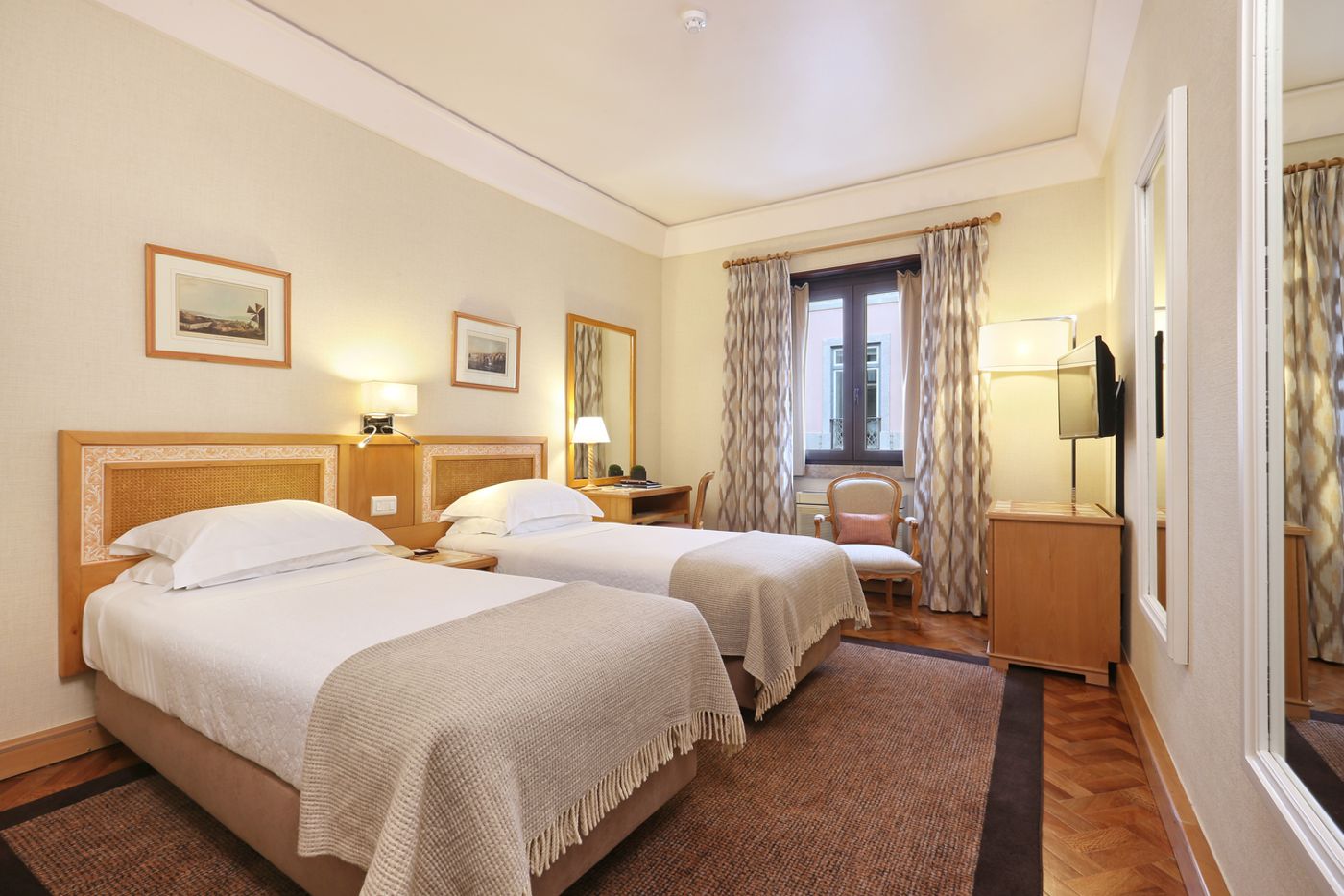 Hotel-Lisboa-Plaza--a-Lisbon-Heritage-Collection-Room-27