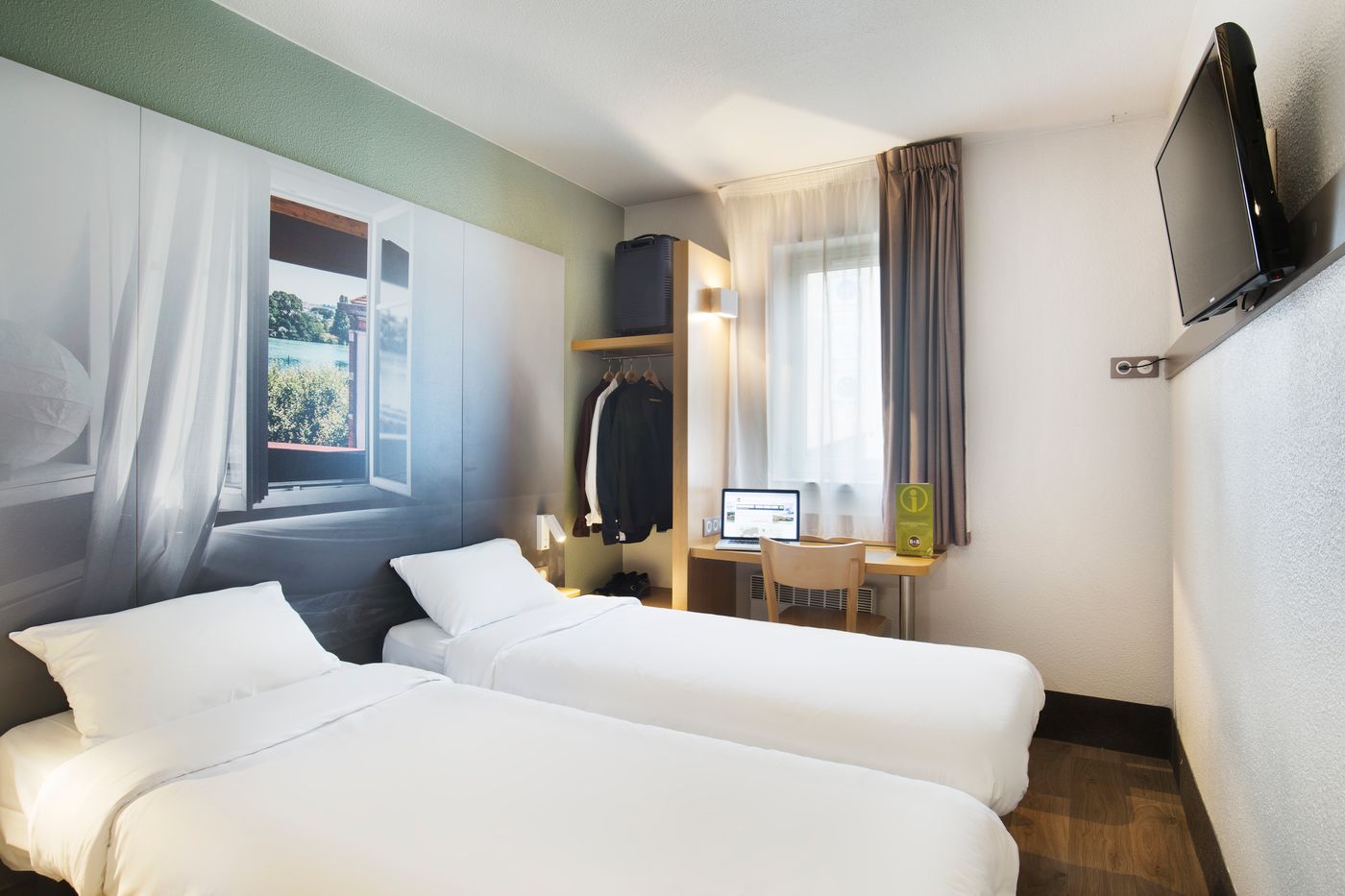 B&B Hôtel LYON Saint-Bonnet Mi-Plaine - France - Saint-Bonnet-de-Mure - Room - 7