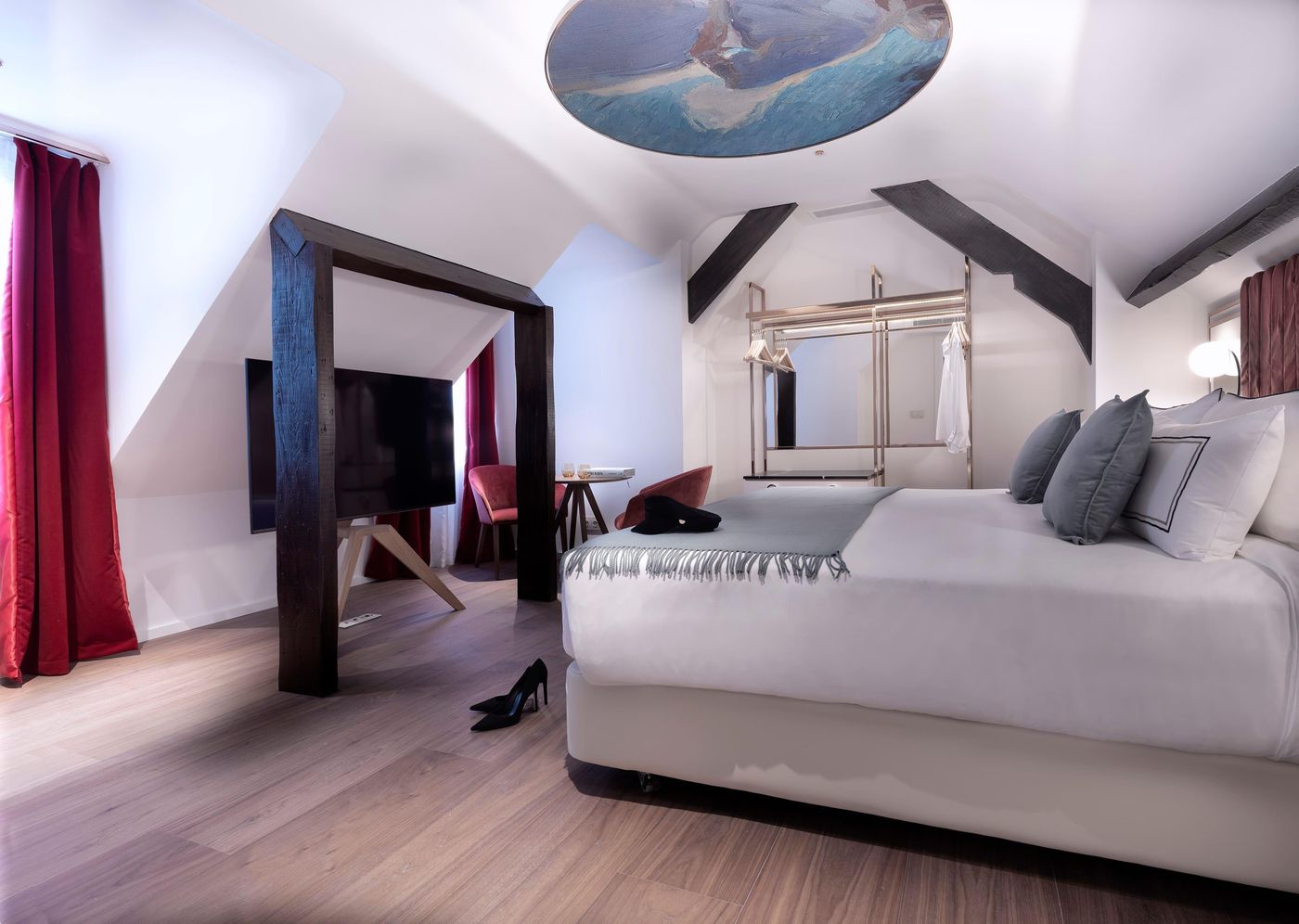Melia-Paris-Notre-Dame-Room-46