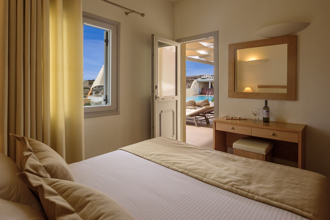 Aliter-Suites-Room-27