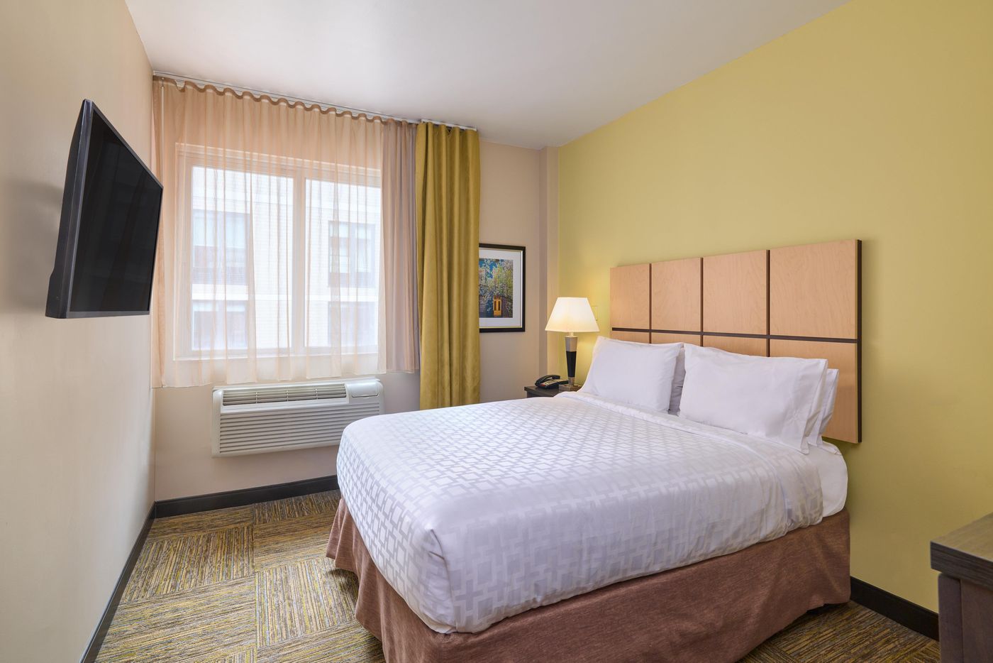 Candlewood-Suites-New-York-City--Times-Square-Room-22
