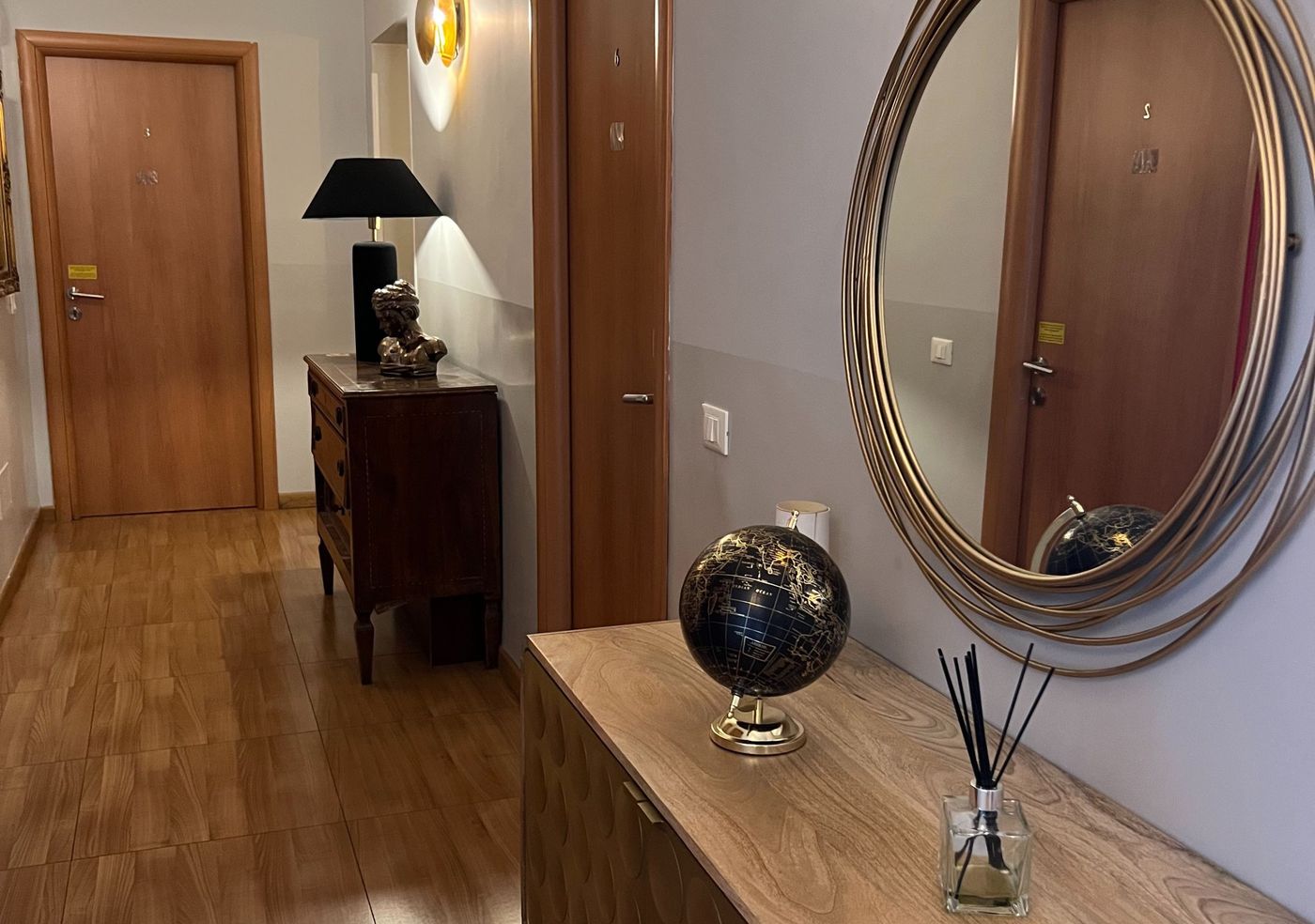 Bon-Ton-Suites-Lobby-3