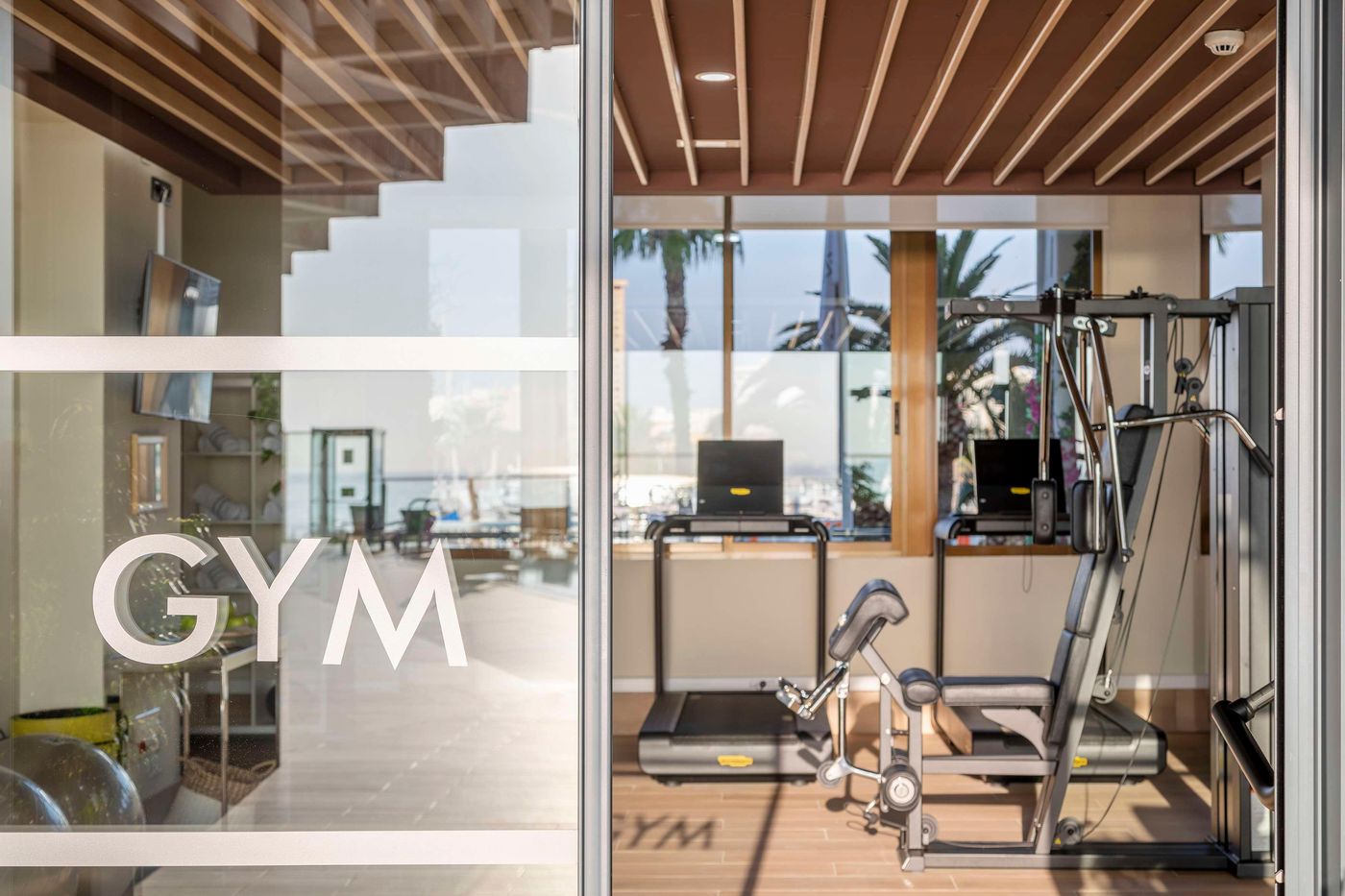 Melia-Alicante-Sports-and-Entertainment-101