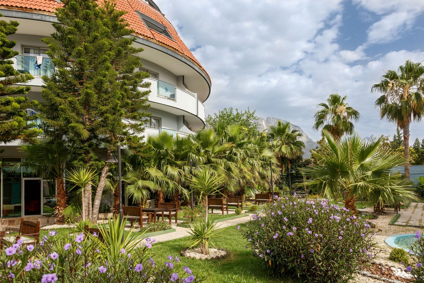 Dedeman Kemer Resort 