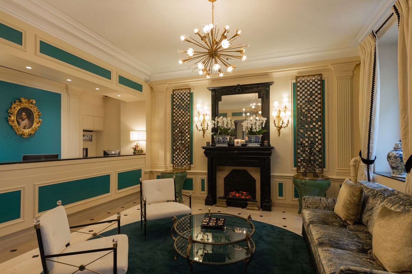 West end Paris-France-PARIS-Lobby-8