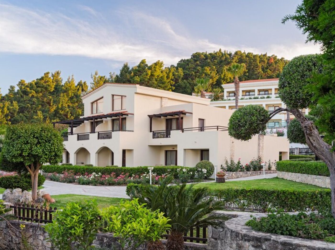 Aegean-Melathron-Thalasso-Spa-Hotel-General-view-15