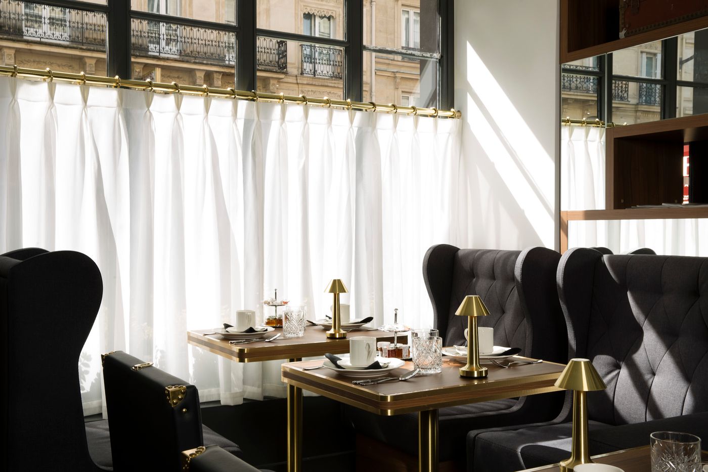 Whistler-Hotel-Bar-1