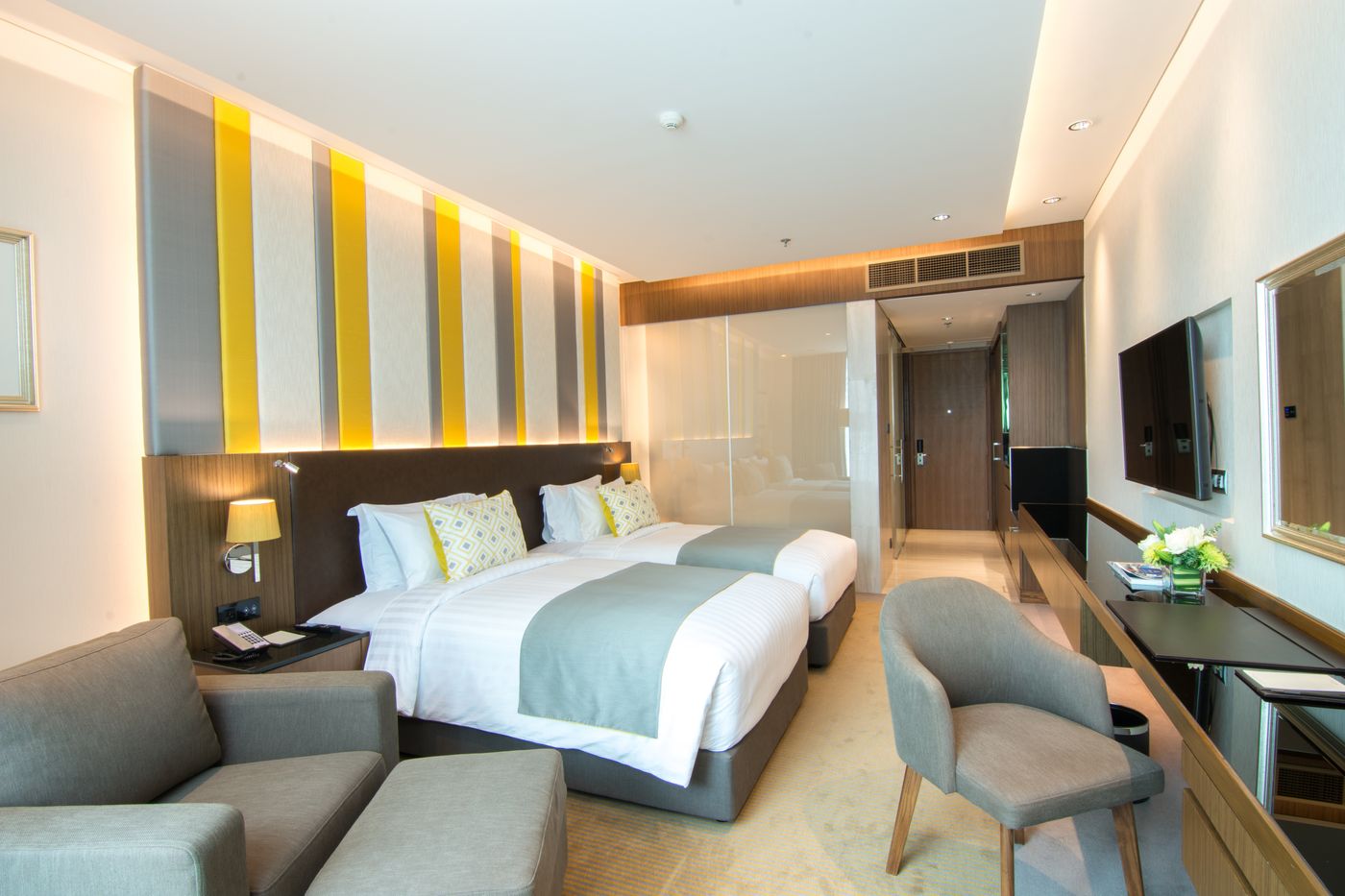 Lancaster-Bangkok-Room-32