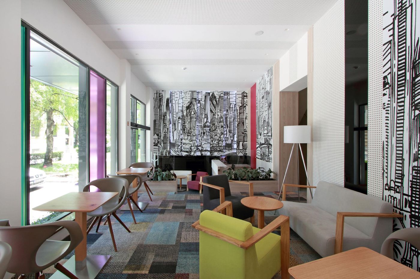 Hotel Cosmopolit-Bosnia & Herzegovina-SARAJEVO-Lobby-9