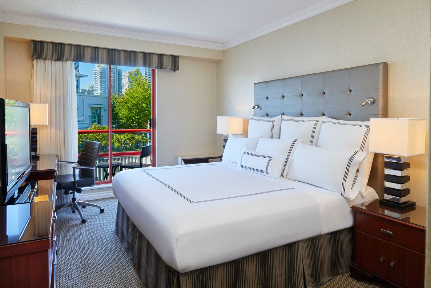 Granville Island Hotel-Canada-VANCOUVER-Room-10