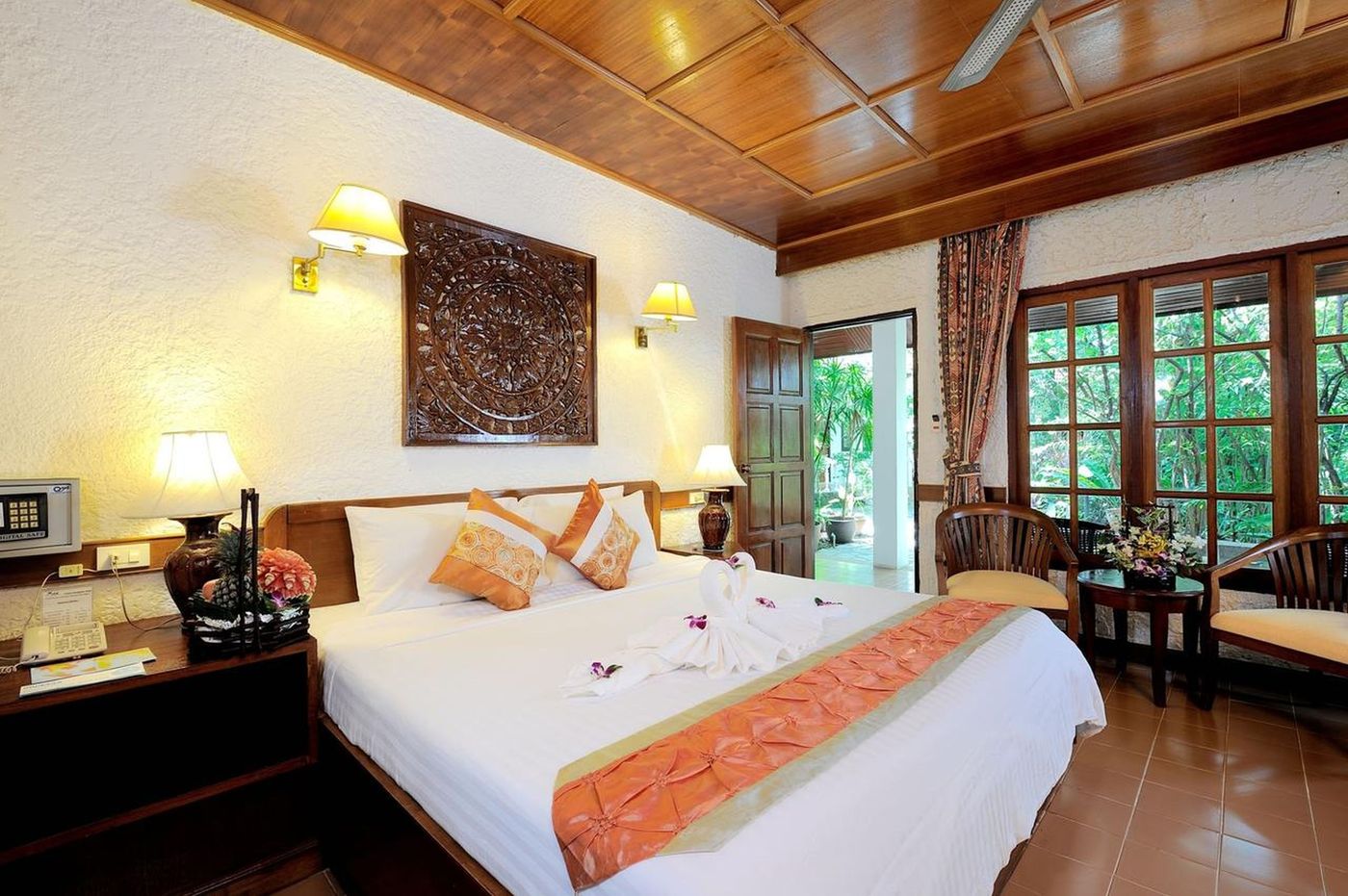 Tropica-Bungalow-Hotel-Room-32