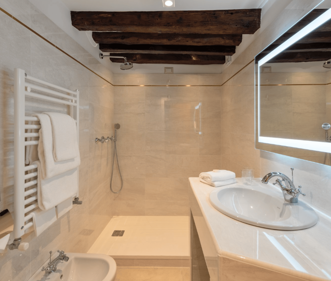 Giorgione-Hotel-Room-51