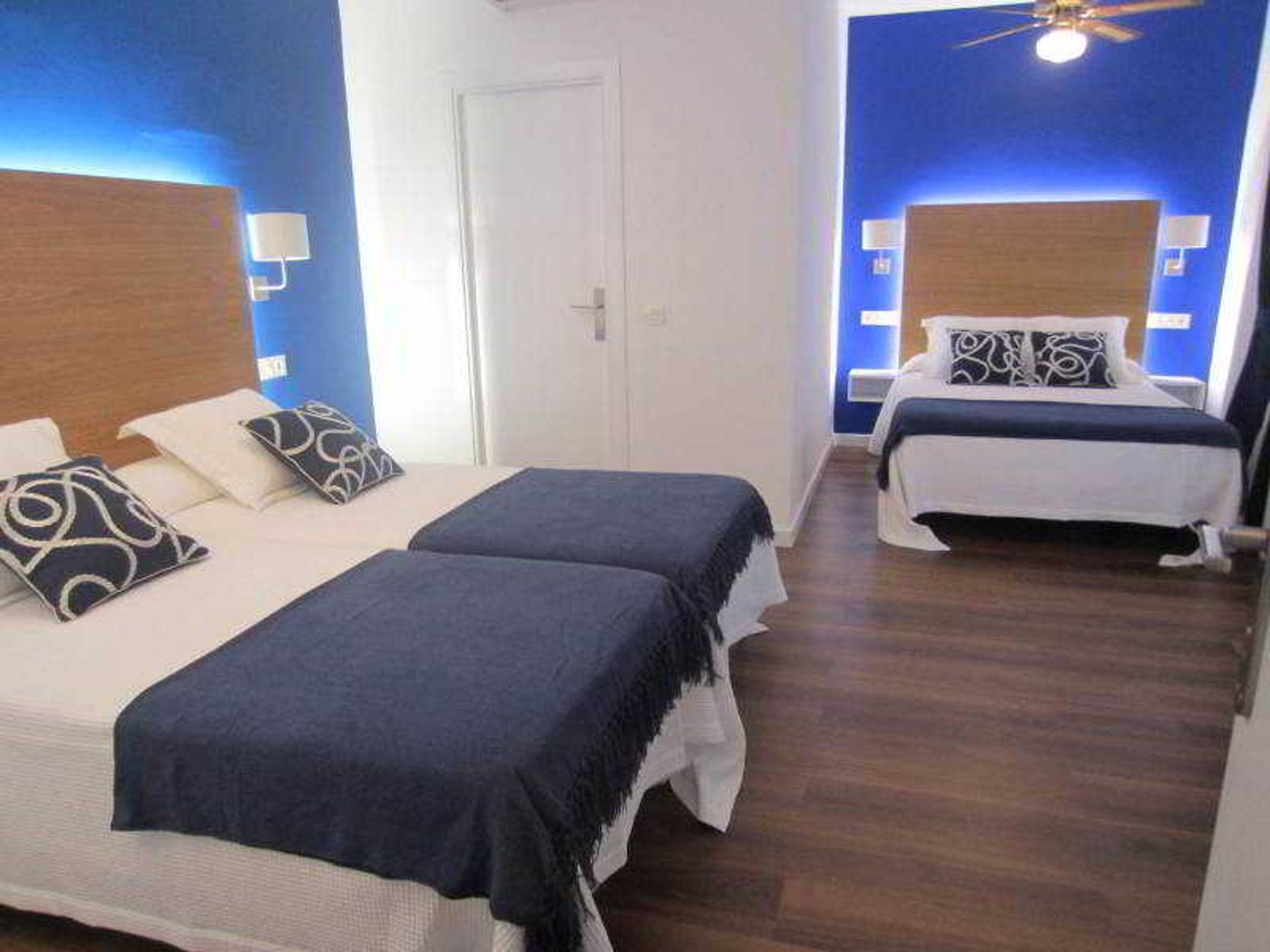 Hotel-LLorca-Room-11