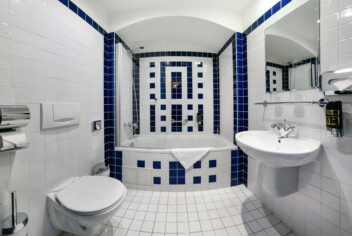 Hotel-Elite-Prague-Room-29