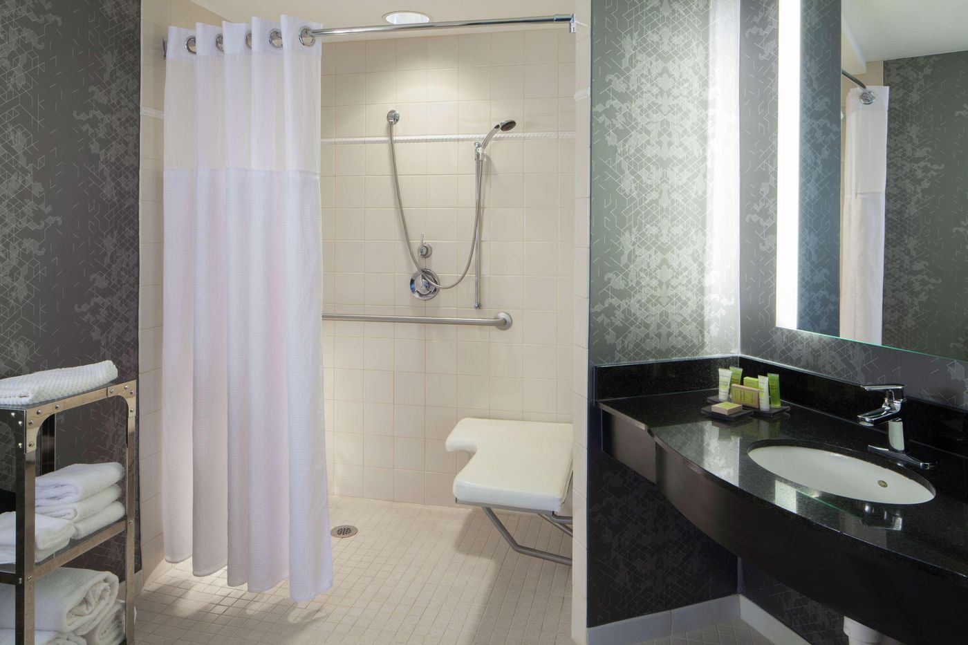 Hilton-Boston-Back-Bay-Room-40