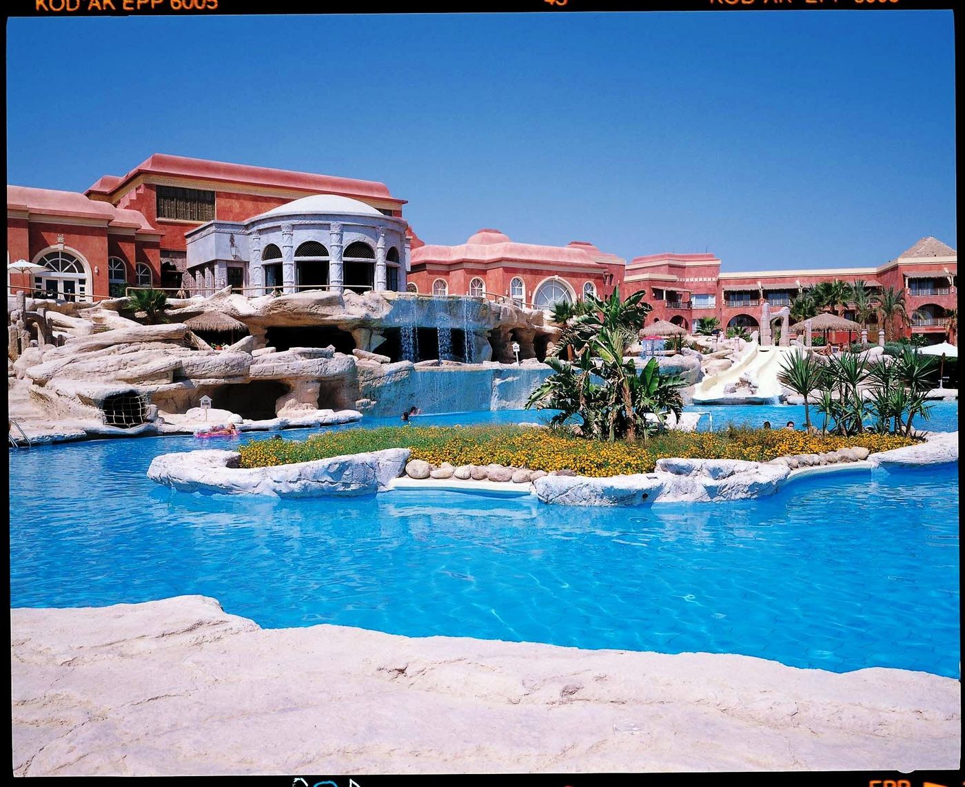 Laguna-Vista-Beach-Resort-Pool-6