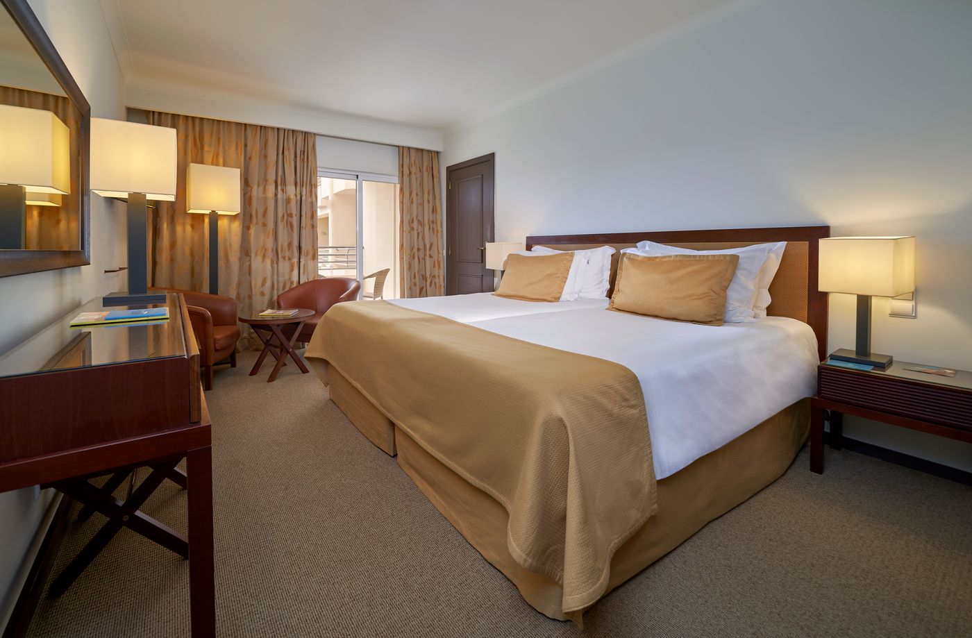 Porto-Bay-Falesia-Room-14