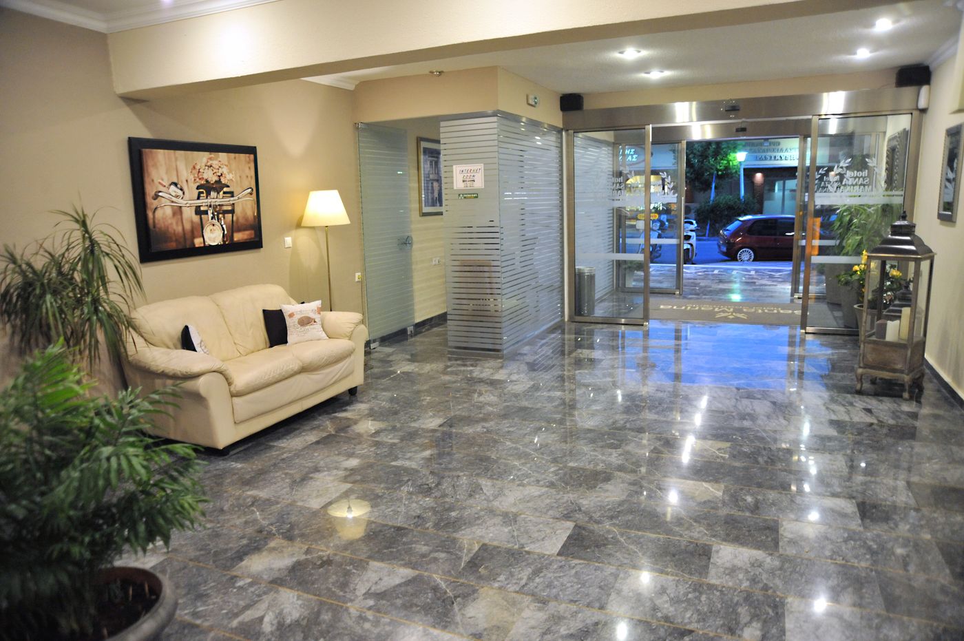 Santa-Marina-Hotel-Apartaments-Lobby-38