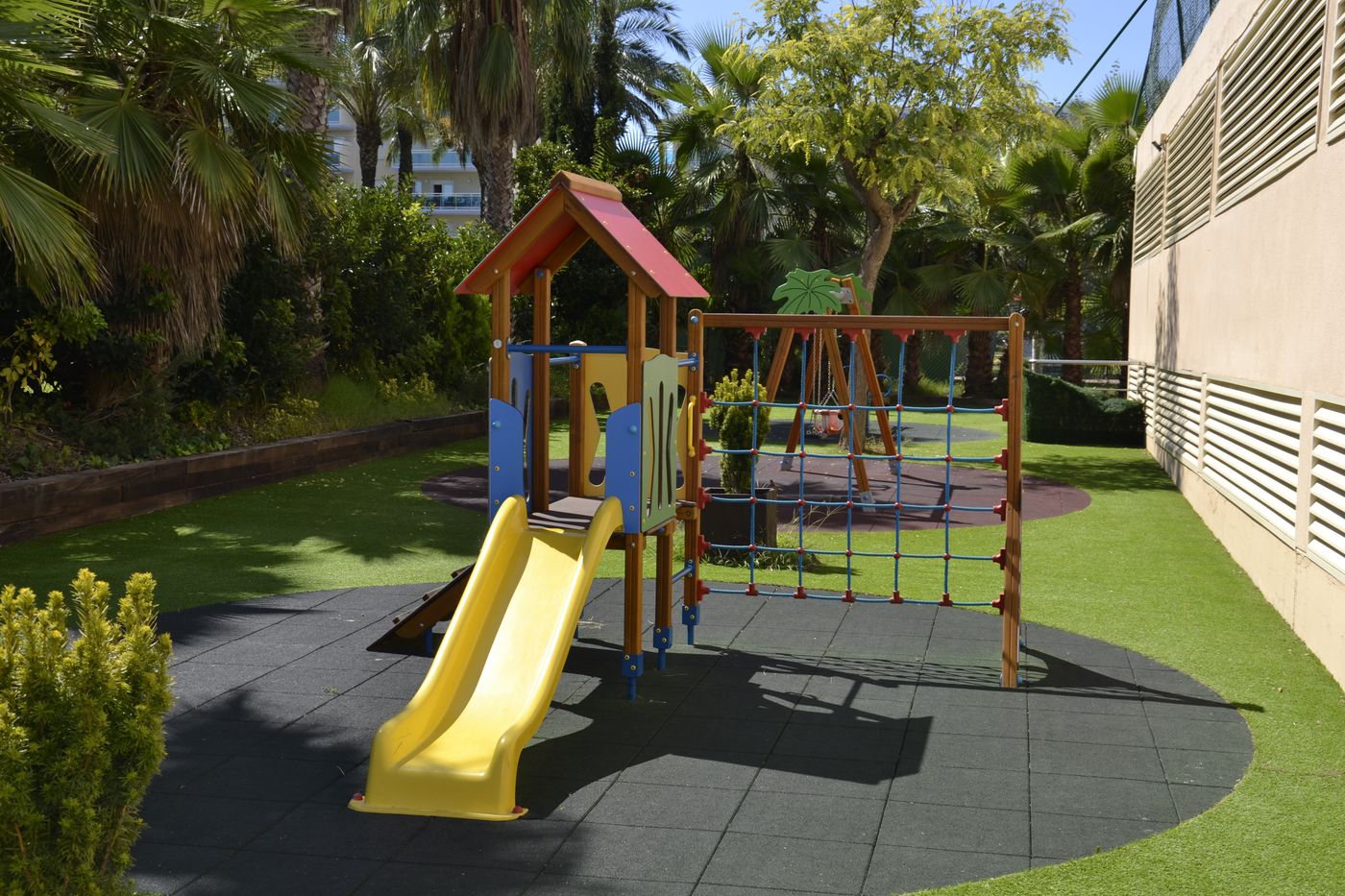 Ohtels-La-Hacienda-Sports-and-Entertainment-55