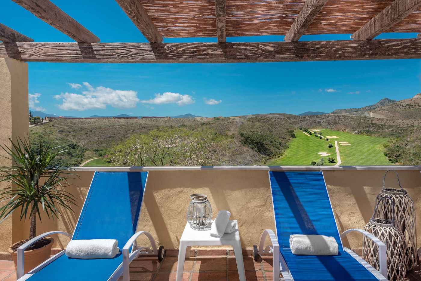 Colina-del-Paraiso-Room-67