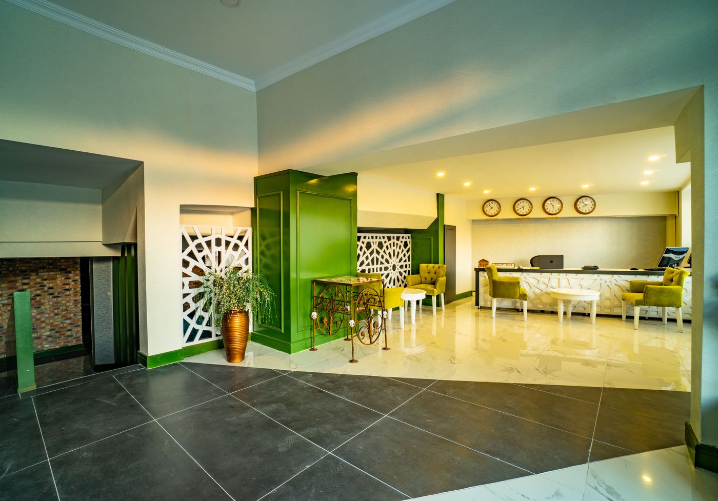 Joker Vista Hotel Side