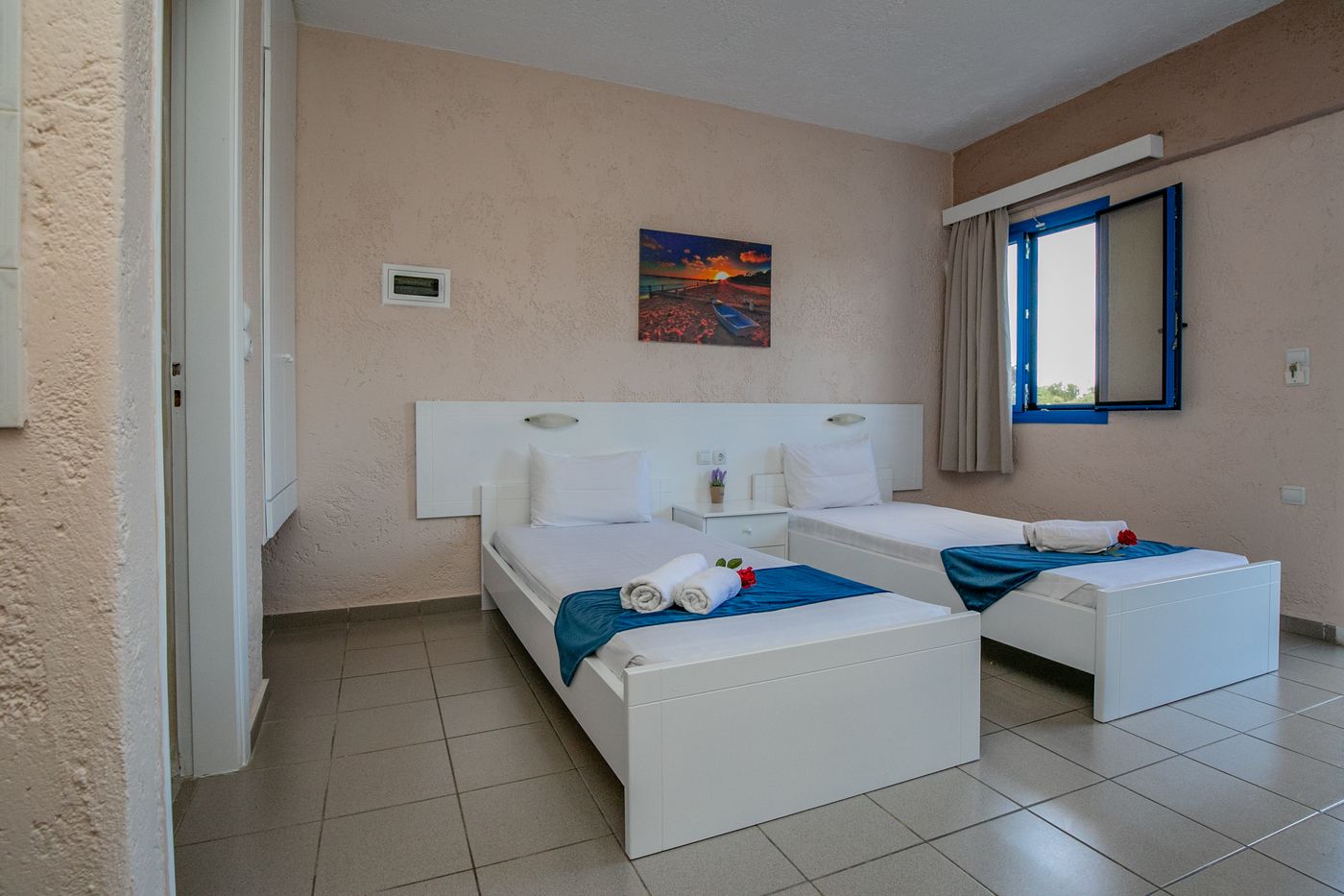 Mareva-Apartments-Room-12