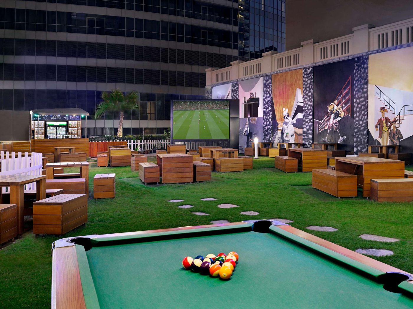 Movenpick-Jumeirah-Beach-Bar-69