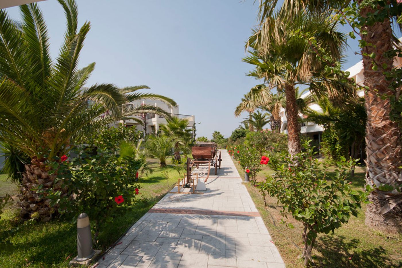 Tigaki Beach Hotel