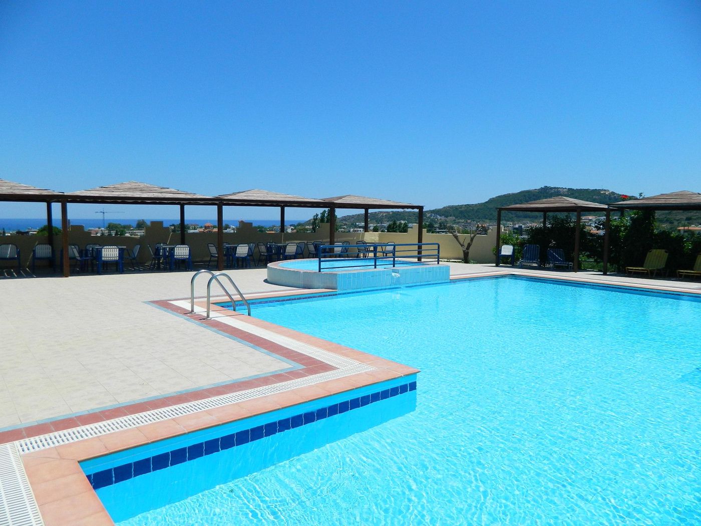 Telhinis-Hotel-Pool-2