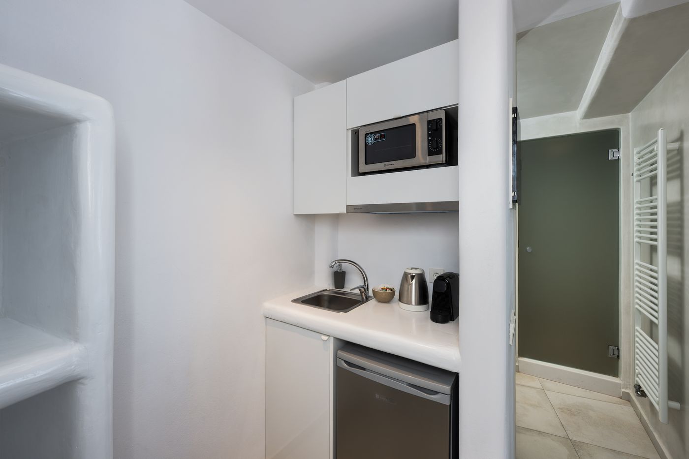 Seven-Suites-Room-42