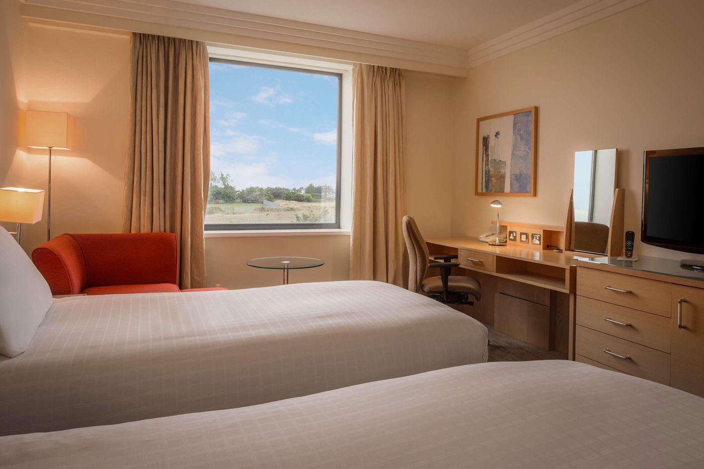 Hilton-Dublin-Airport-Room-37