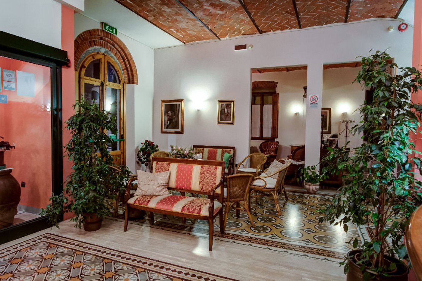 Hotel Savoia & Campana-Italy-MONTECATINI TERME-Lobby-9