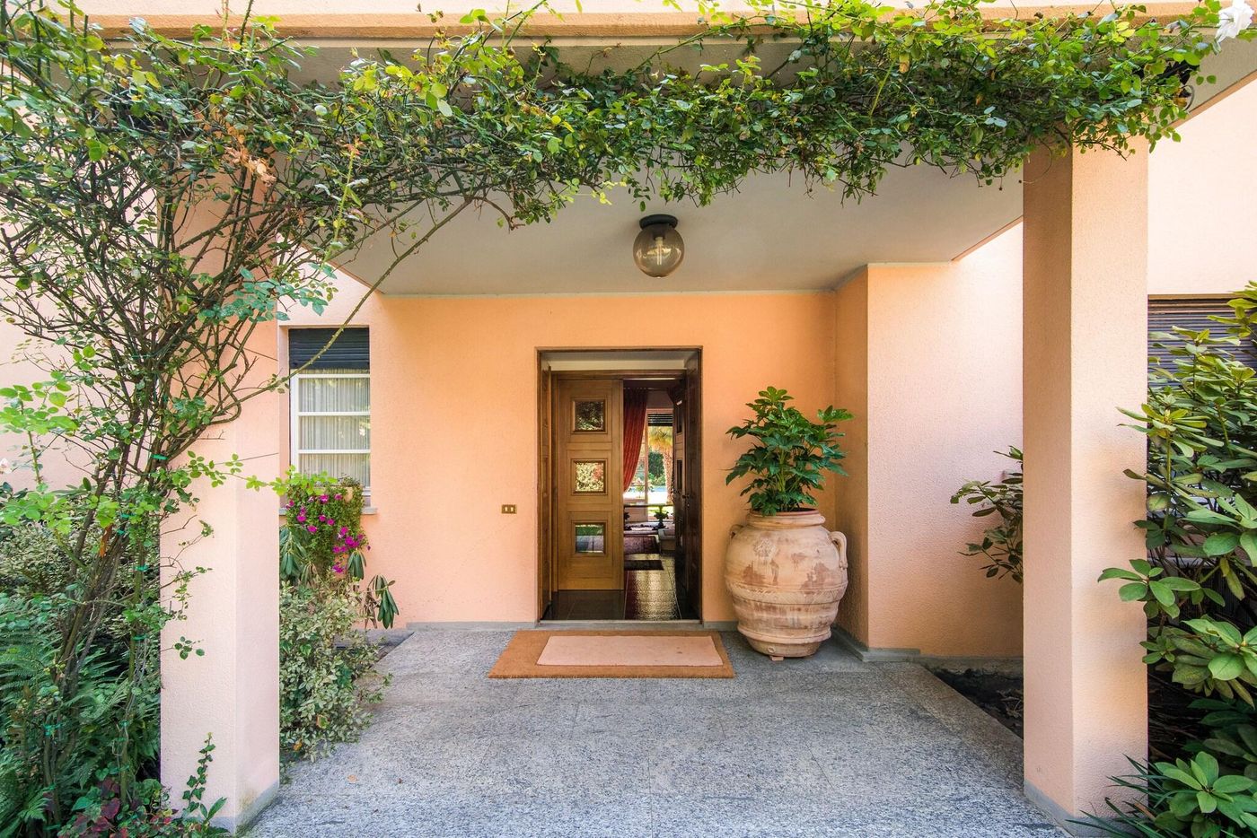 B&B 3 Tigli-Italy-Maslianico-General view-4