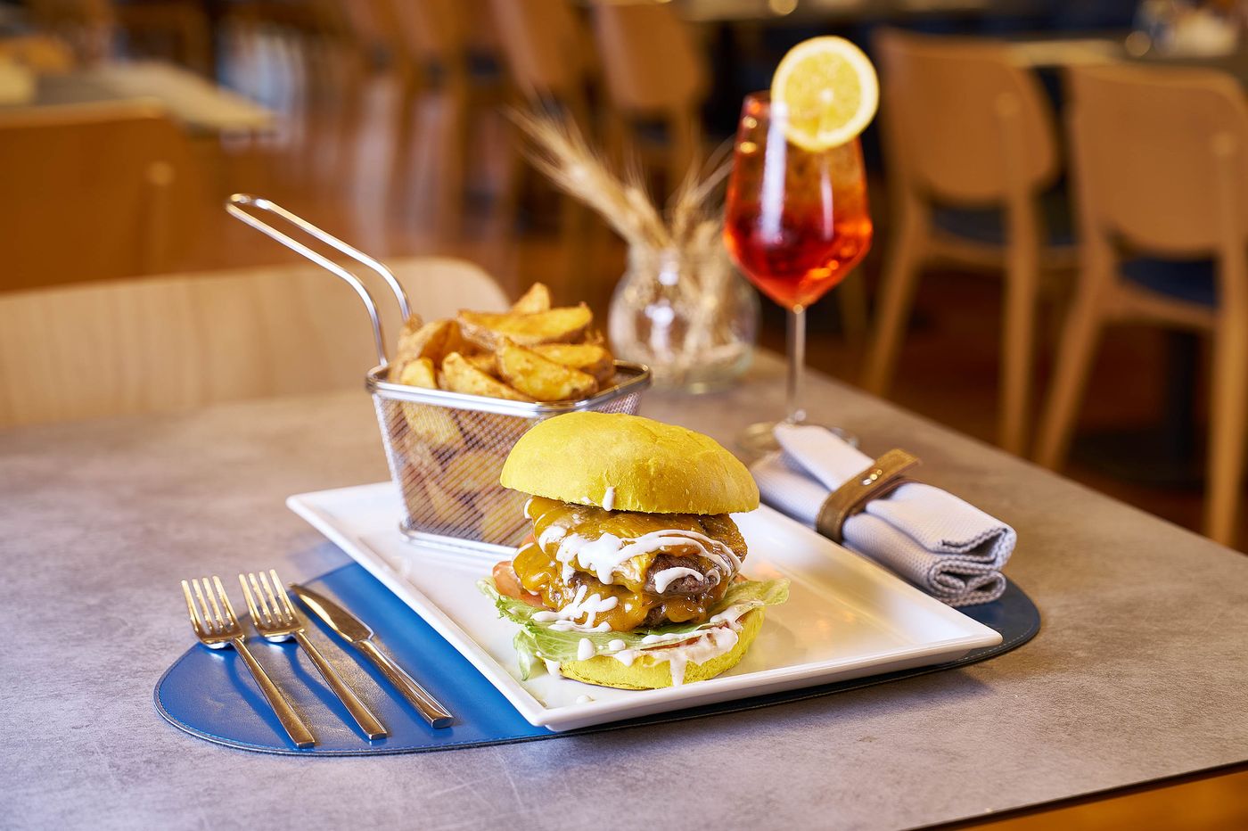 Hotel-Raffaello-Restaurant-52