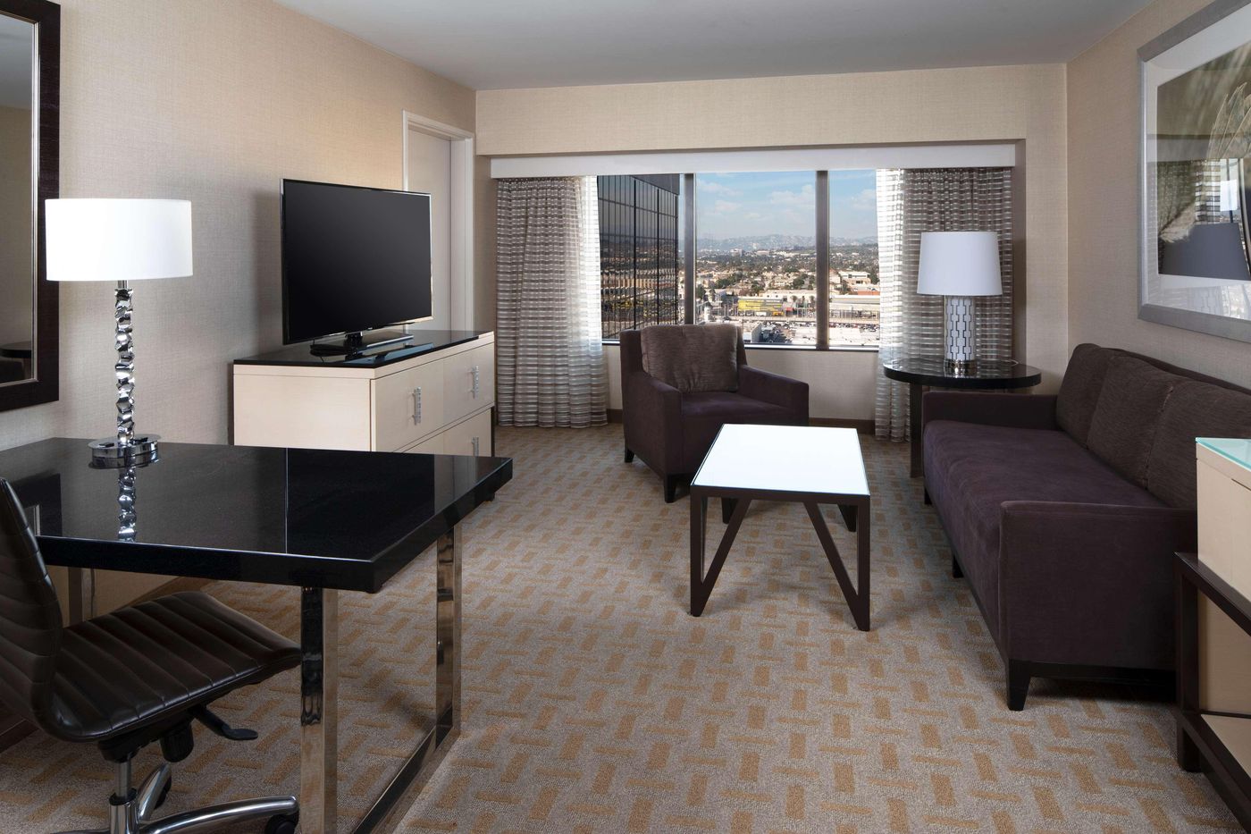 Hilton-Los-Angeles-Airport-Room-11