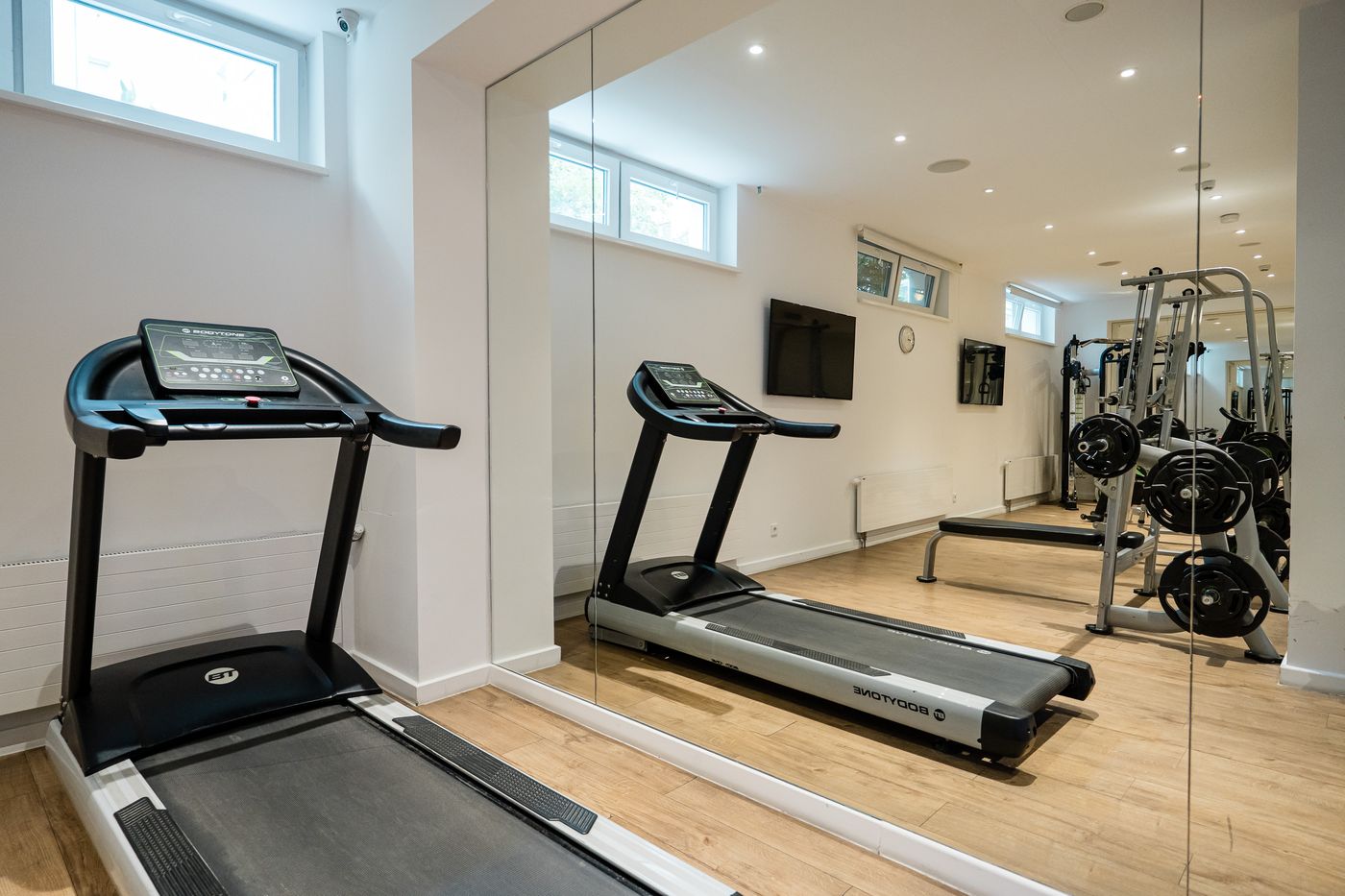 Two-Hotel-Berlin-by-Axel-Sports-and-Entertainment-75