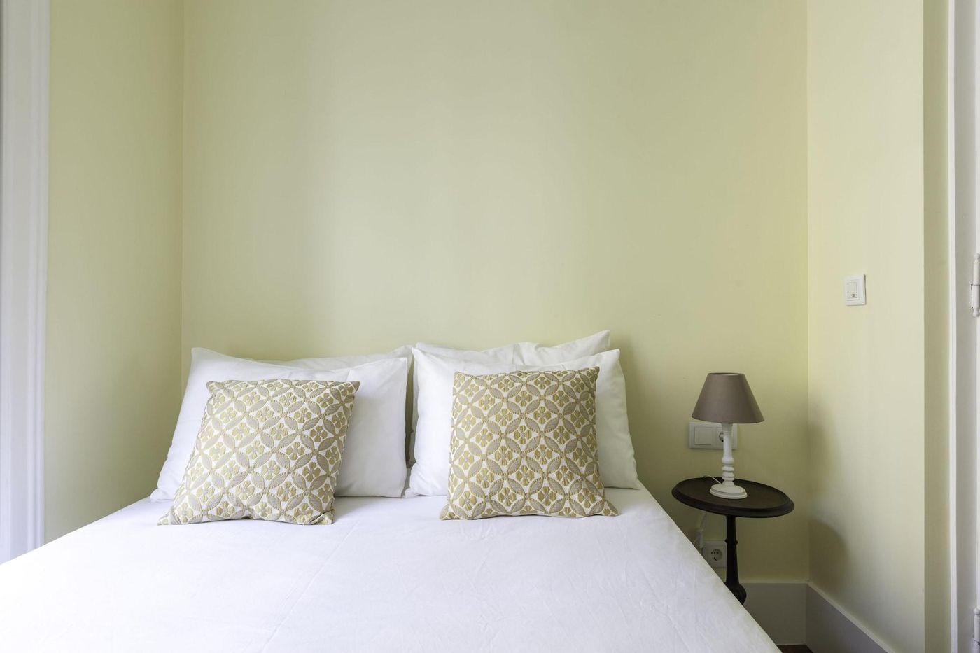 1898-Home---Suites-Room-31