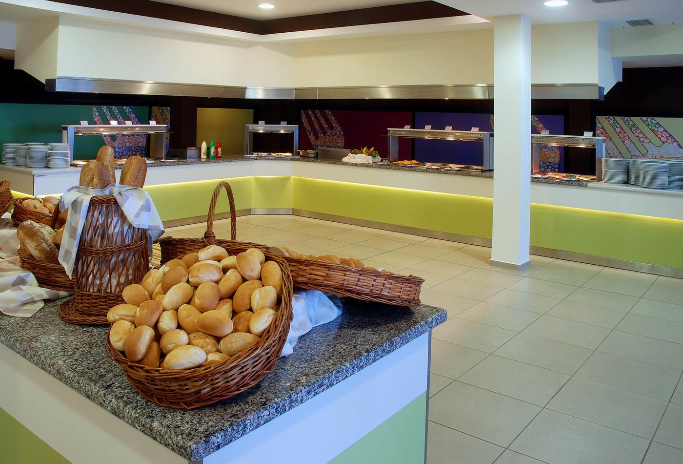 Primasol-Sunlight-Sunrise-Restaurant-31