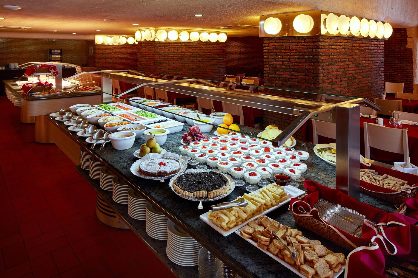 Alcazar-Hotel-Restaurant-30