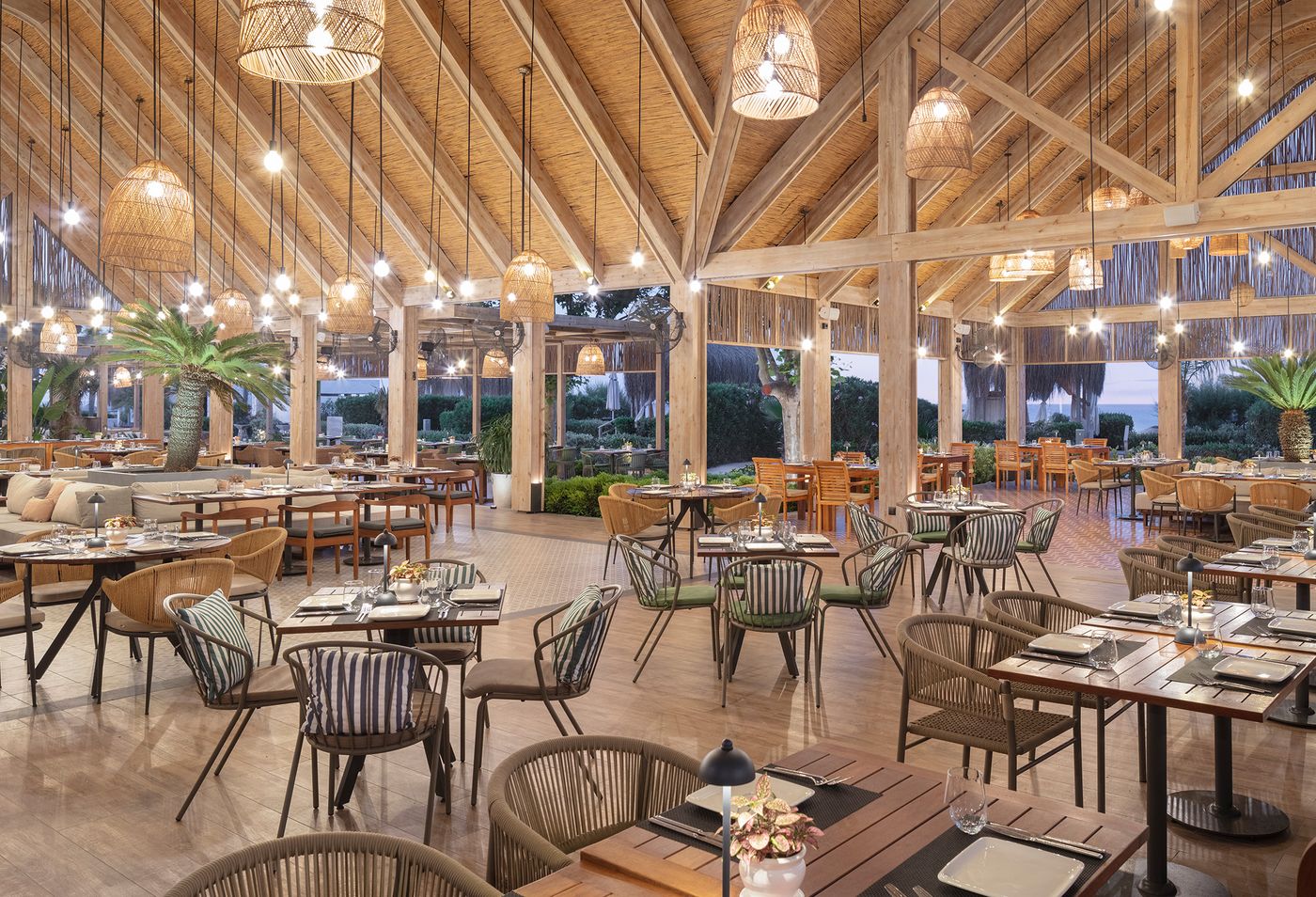 Ela-Excellence-Resort-Belek-Restaurant-48