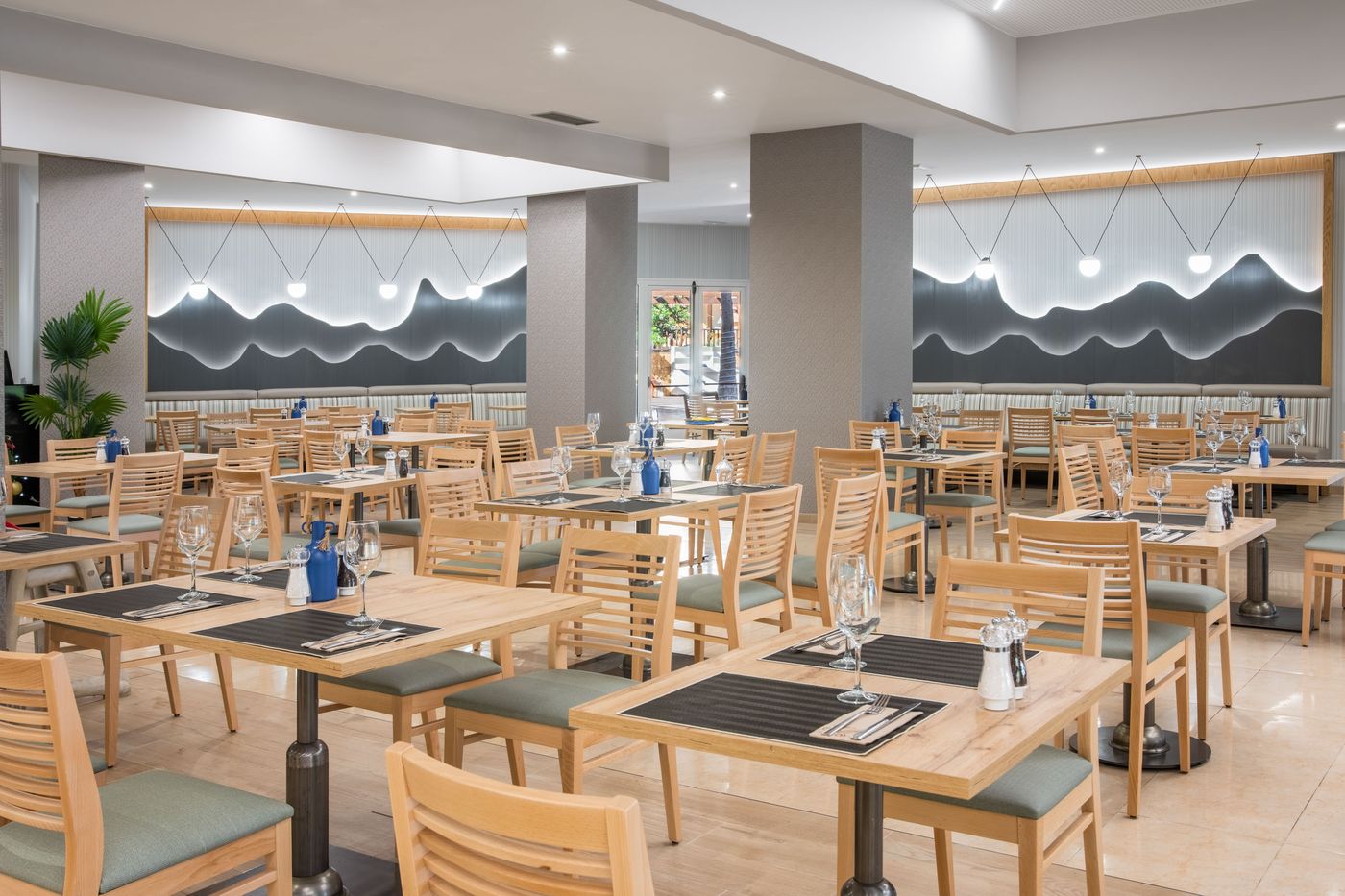 Elba-Sara-Beach---Golf-Resort-Restaurant-34