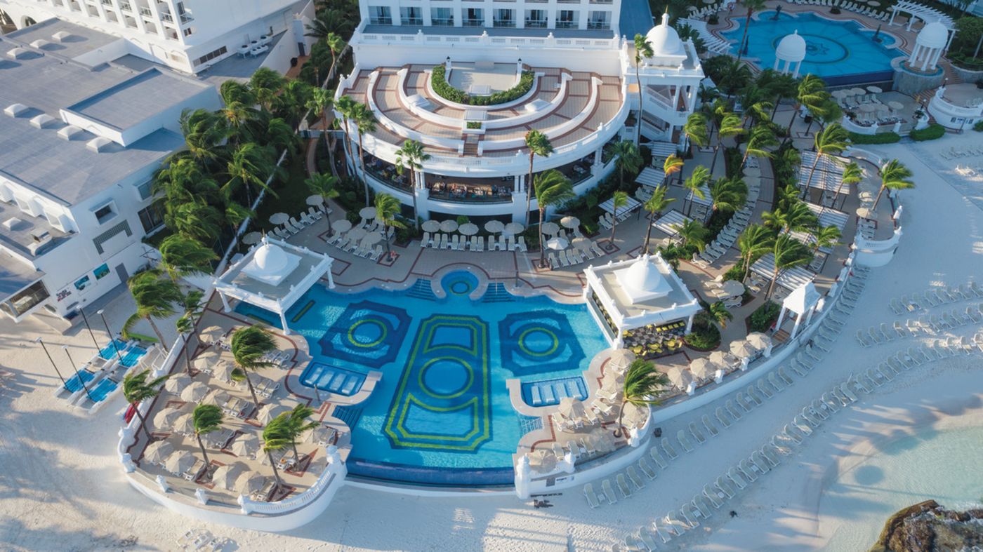 Riu-Palace-Las-Americas-All-Inclusive-Pool-3