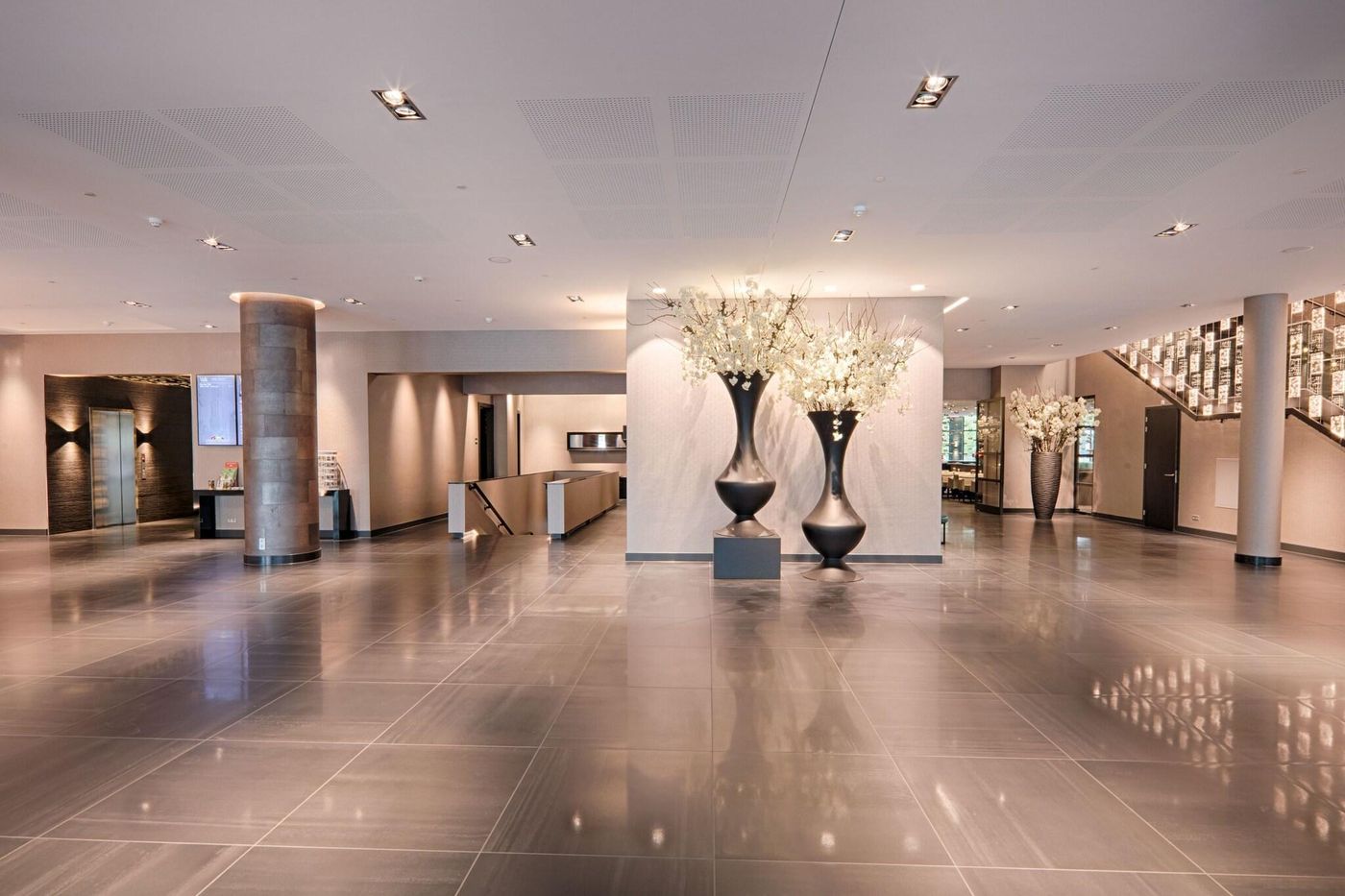 Van der Valk Hotel Utrecht-Netherlands-Utrecht-Lobby-7