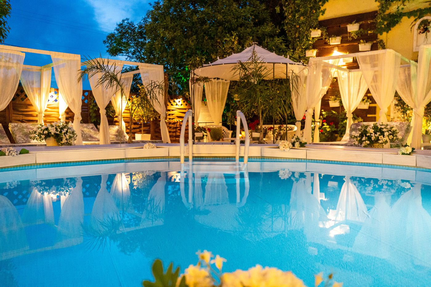 V.A. Boutique Apartments & Suites