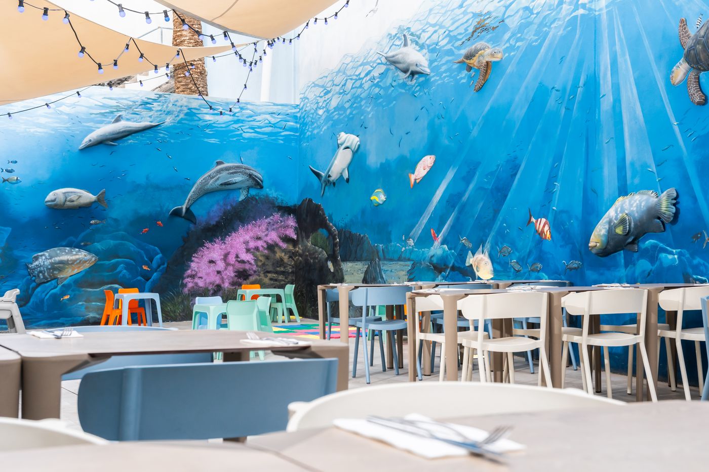 Hovima-La-Pinta-Beachfront-Family-Hotel-Restaurant-62